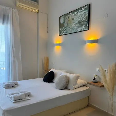 Beachfront Paradise *